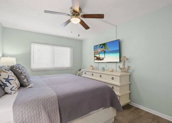 Sandcastle Penthouse #3 * Clearwater Beach